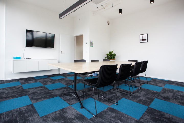 venue-meeting-room2.jpg venue-meeting-room2.jpg