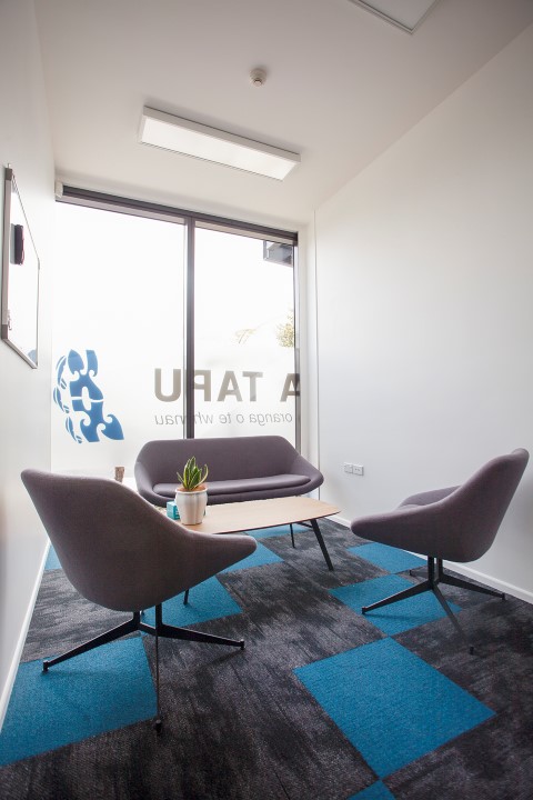 venue-small-meeting-room1a.jpg venue-small-meeting-room1a.jpg